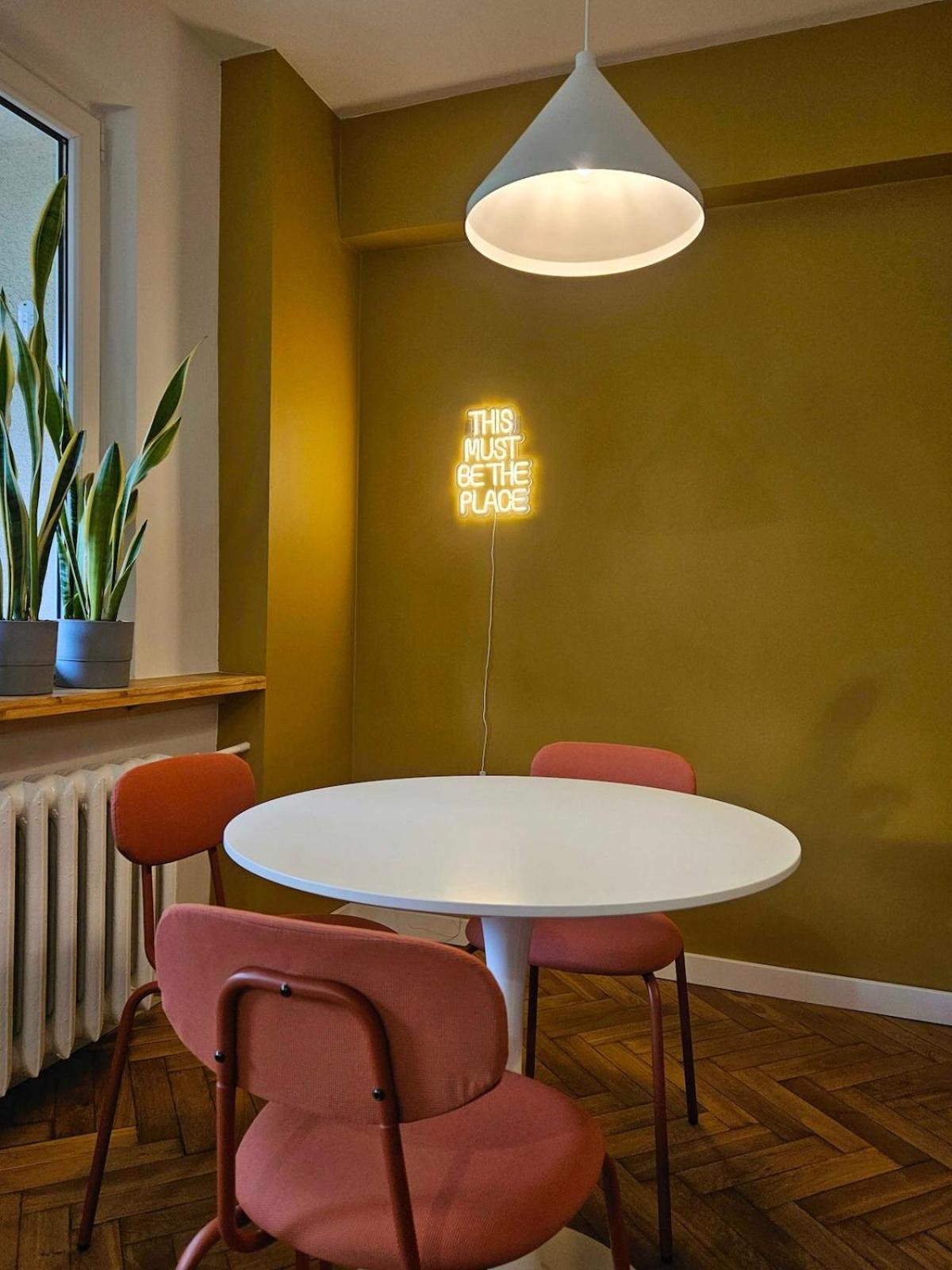 Lovely Sparkly Apartment