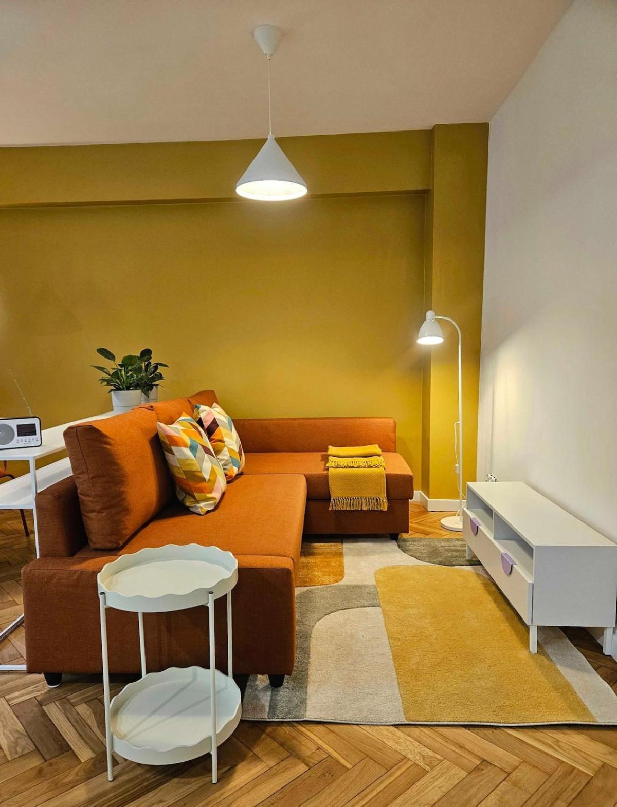 Lovely Sparkly Apartment